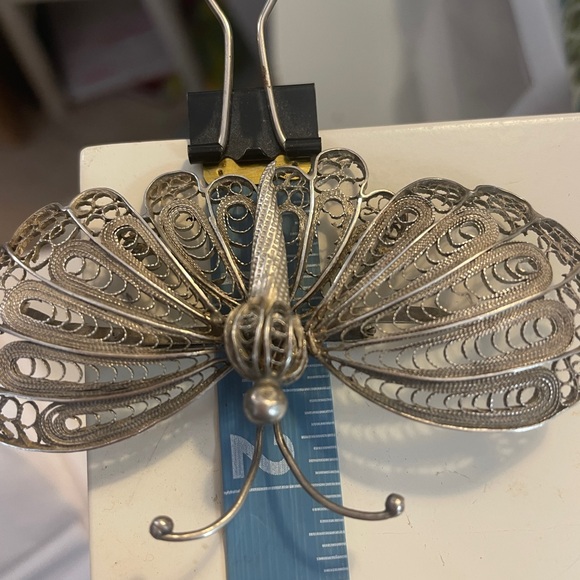 Vintage handmade sterling silver filigree butterfly brooch, very large p… - Picture 10 of 13
